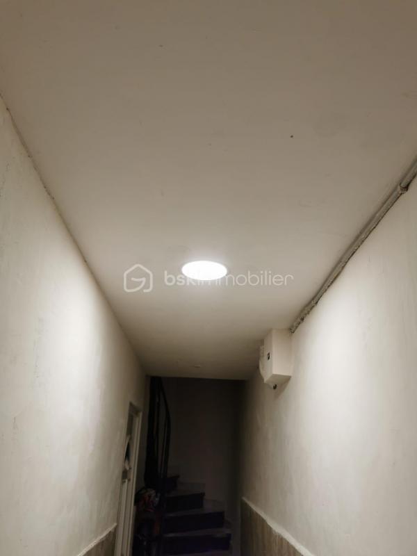 Immeuble - 187 m² - 8 pièces