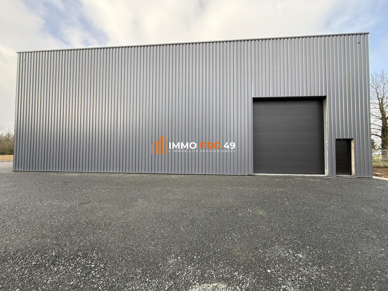 Local commercial - 244 m²