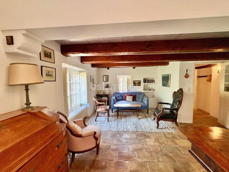 Mas - 145 m² - 5 pièces