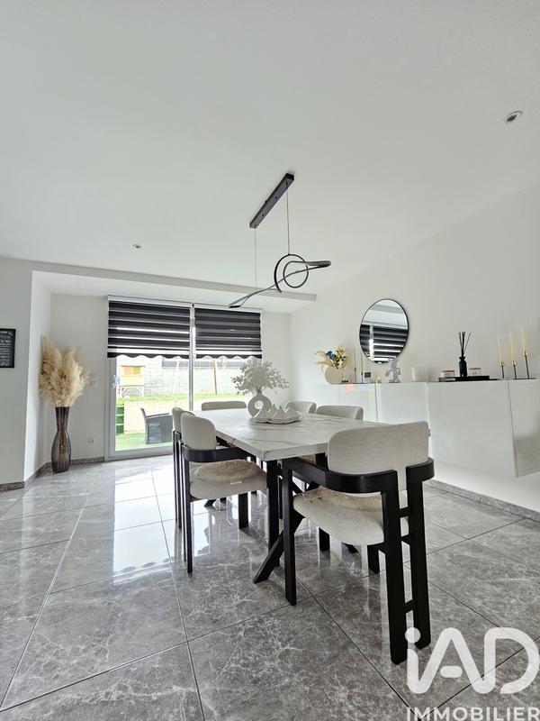 Maison - 120 m² - 4 pièces