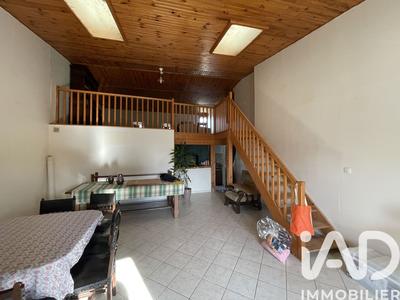 Maison - 166 m² - 5 pièces