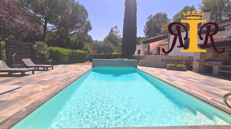 Maison contemporaine - 187 m² - 5 pièces