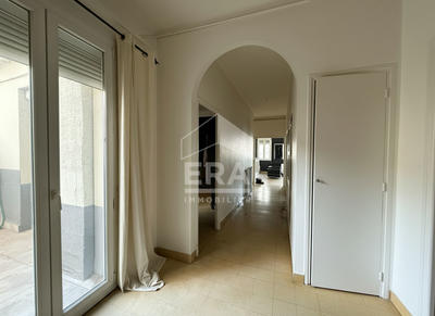 Immeuble - 13 pièces