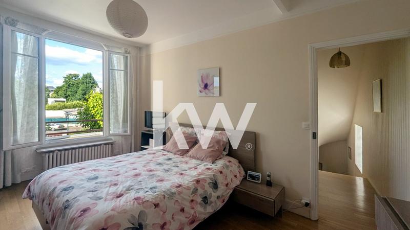 Maison - 122 m² - 6 pièces