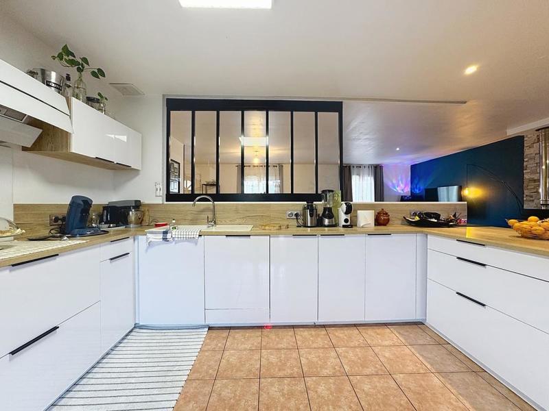 Maison - 100 m² - 4 pièces