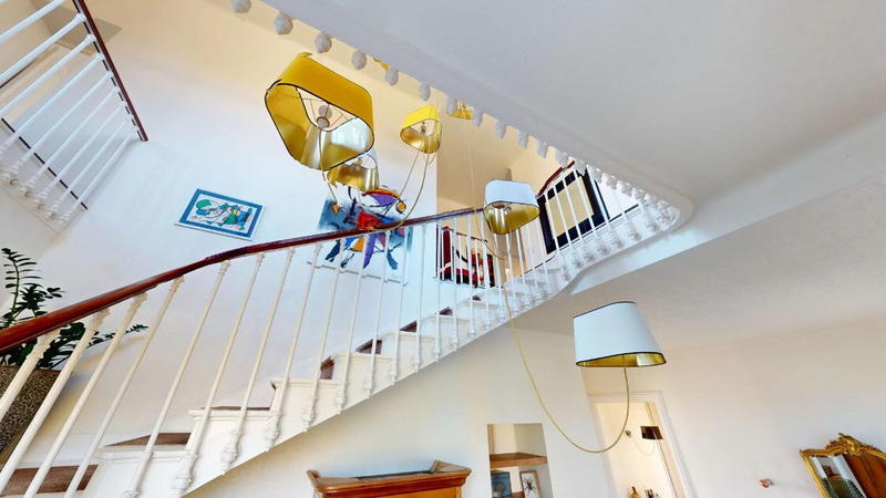 Château - 531 m² - 12 pièces