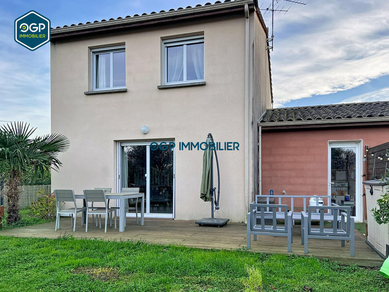 Maison - 95 m² - 5 pièces