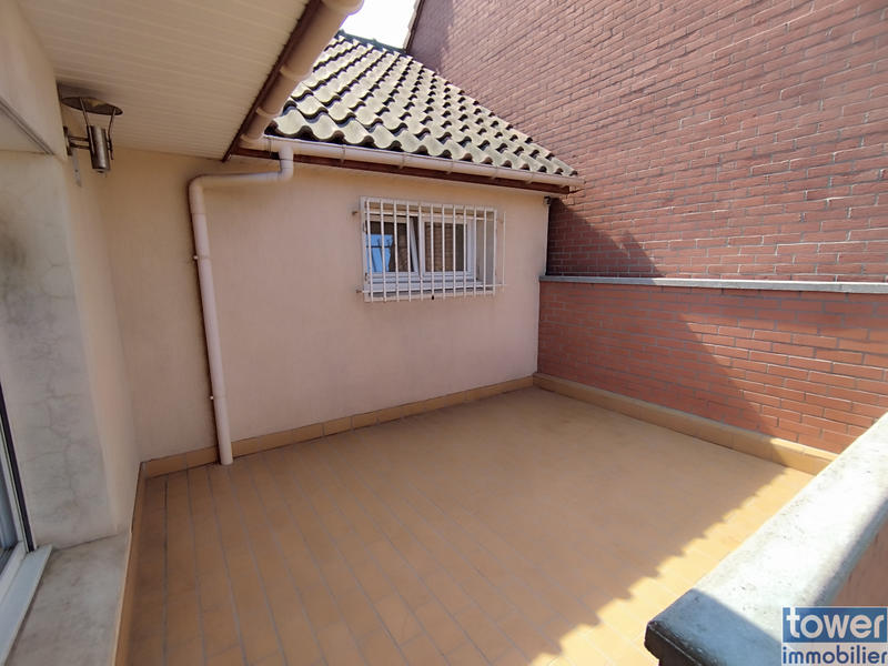 Maison - 92 m² - 5 pièces