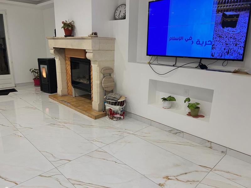 Maison - 185 m² - 9 pièces