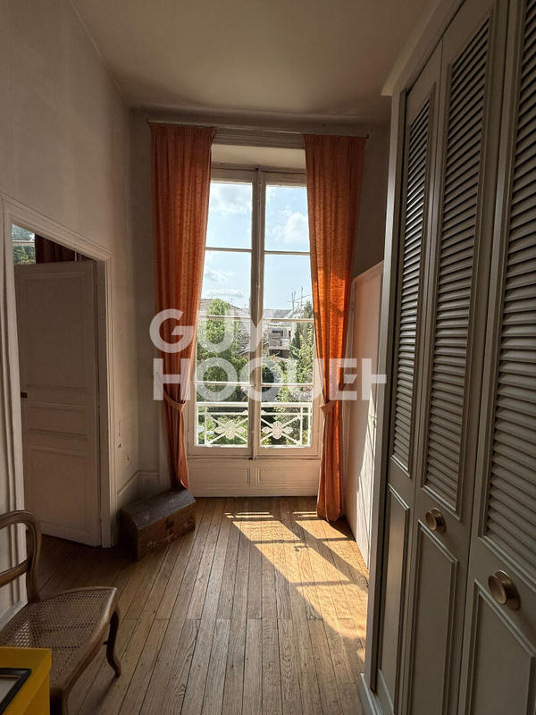 Maison - 229 m² - 9 pièces