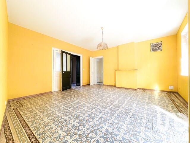 Maison - 200 m² - 5 pièces