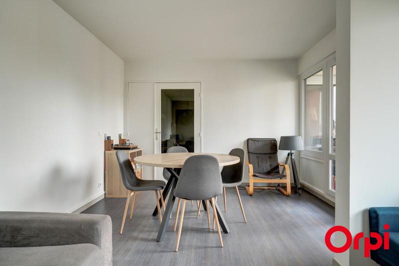 Appartement - 75 m² - 3 pièces