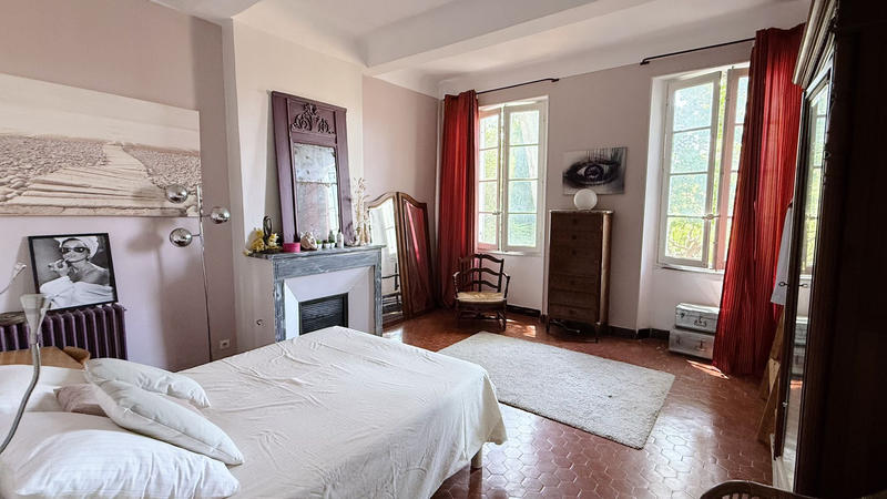 Bastide - 338 m² - 13 pièces