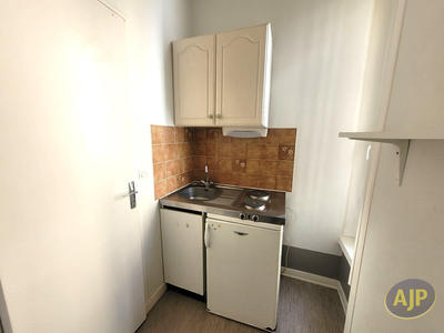 Appartement - 15 m² - 1 pièce