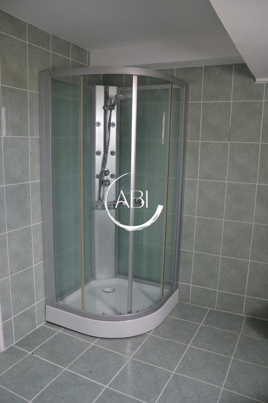 Maison - 185 m² - 6 pièces