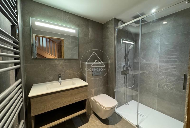 Appartement - 136 m² - 4 pièces