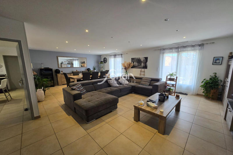 Villa - 115 m² - 4 pièces