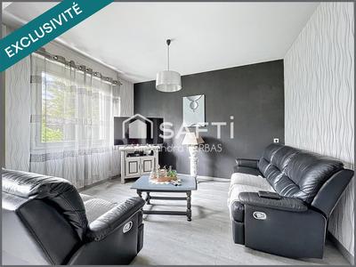 Maison - 93 m² - 4 pièces