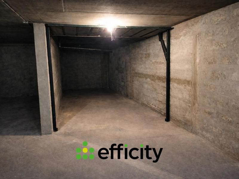 Parking / Garage - 19 m²