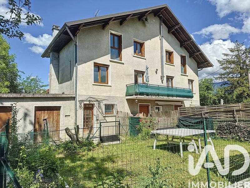 Duplex - 92 m² - 4 pièces