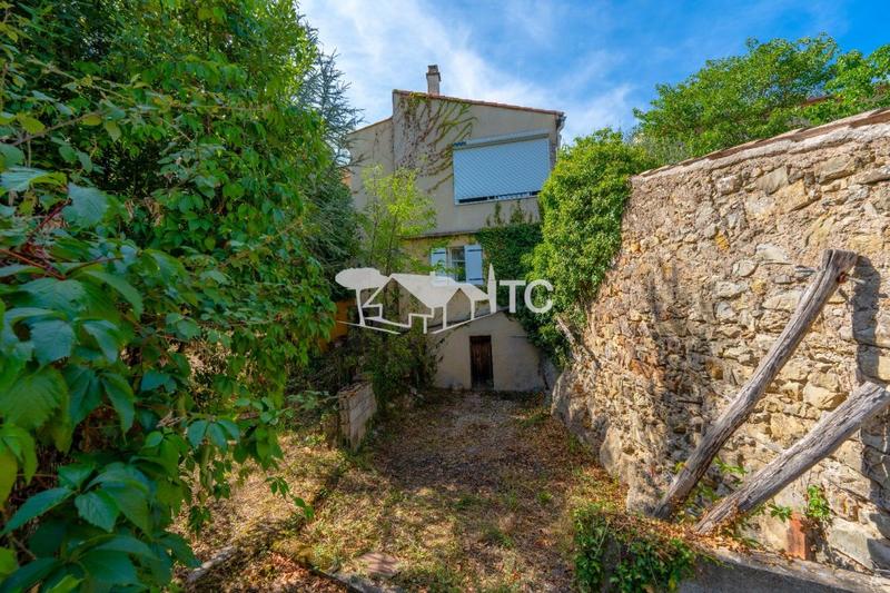 Maison ancienne - 208 m² - 5 pièces