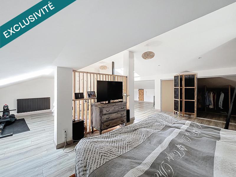 Maison - 140 m² - 6 pièces