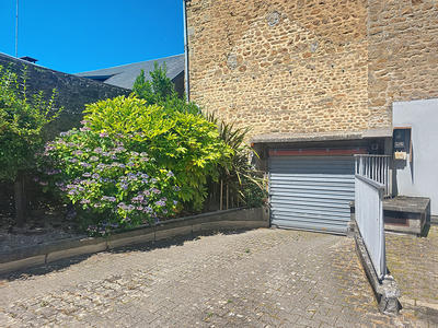 Parking / Garage - 12 m²