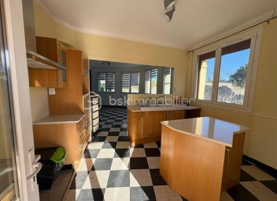 Maison de ville - 172 m² - 8 pièces