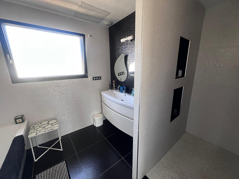 Maison - 174 m² - 7 pièces