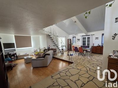 Maison - 174 m² - 6 pièces