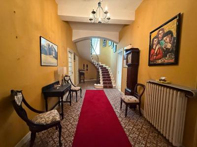 Demeure - 455 m² - 12 pièces