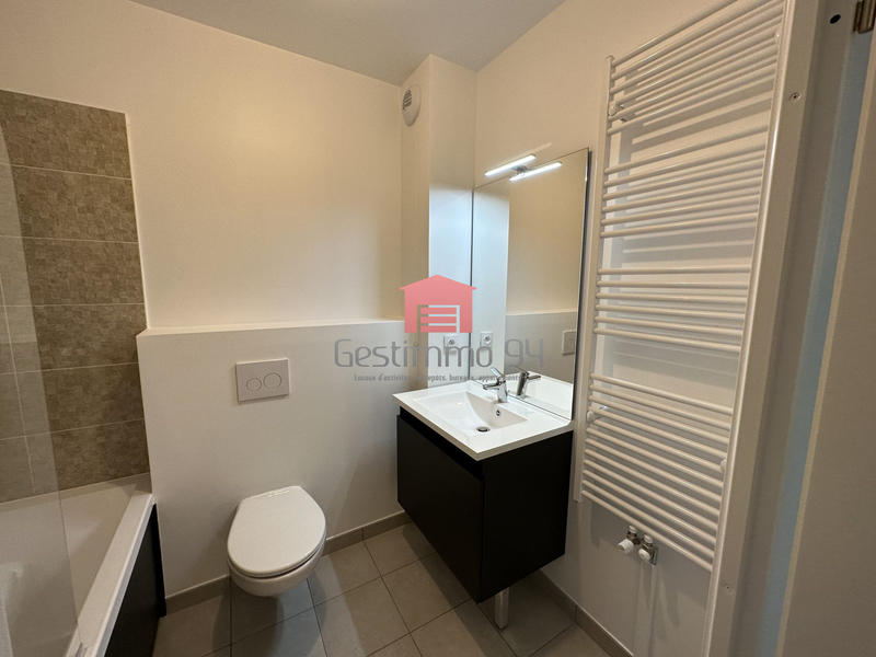 Maison contemporaine - 91 m² - 6 pièces