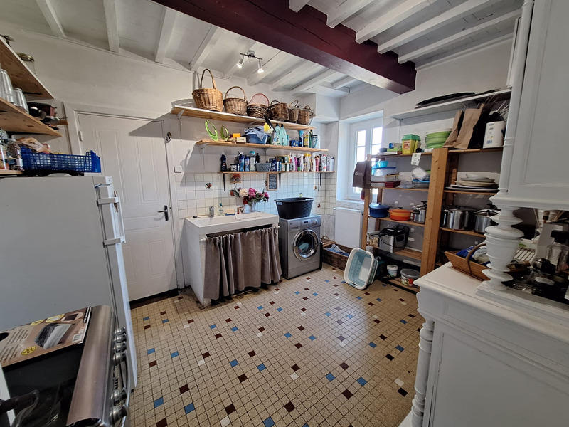 Propriété - 191 m² - 6 pièces