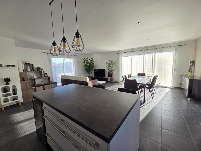 Maison - 106 m² - 4 pièces