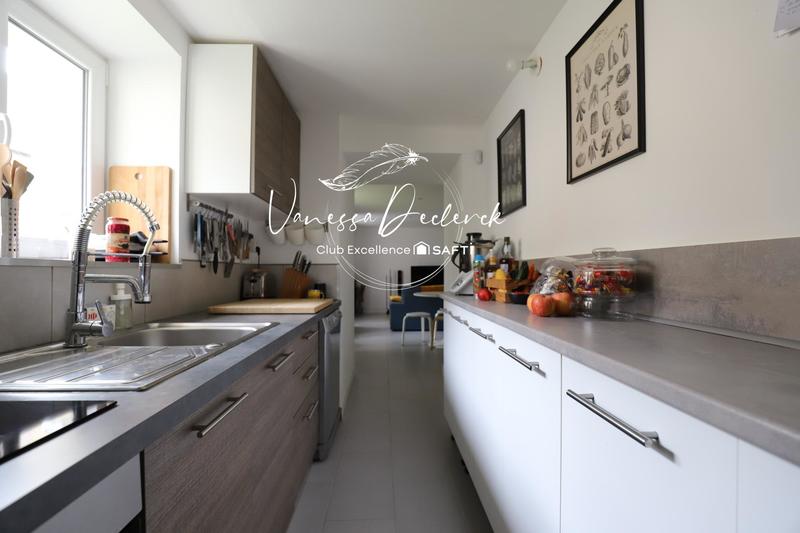 Maison - 80 m² - 4 pièces