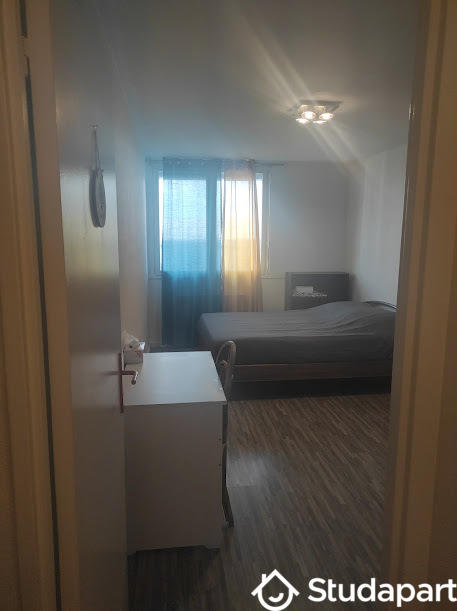 Chambre - 14 m² - 1 pièce