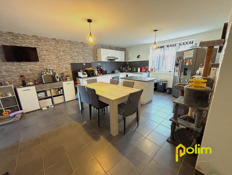 Maison - 111 m² - 5 pièces