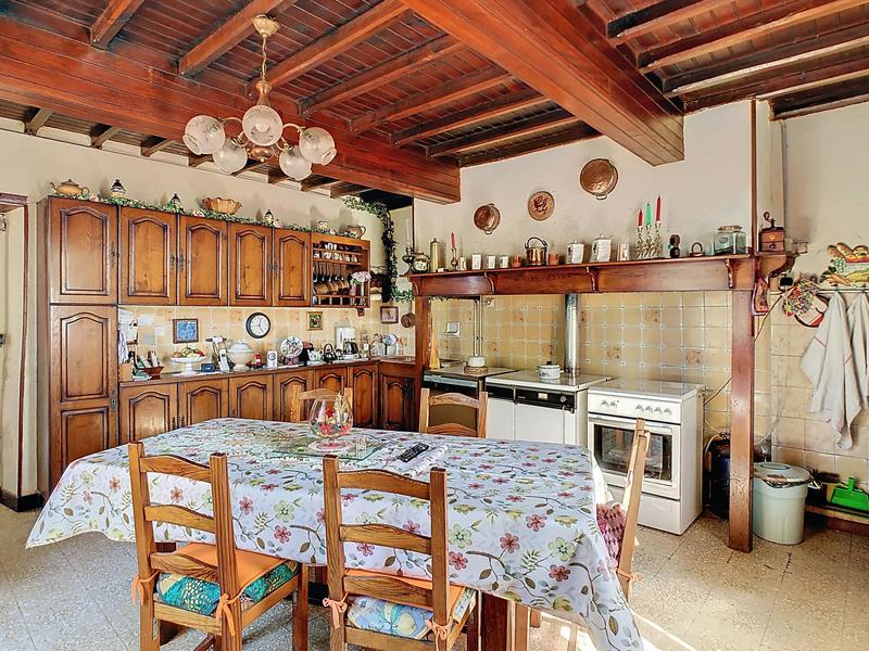 Corps de ferme - 150 m² - 6 pièces