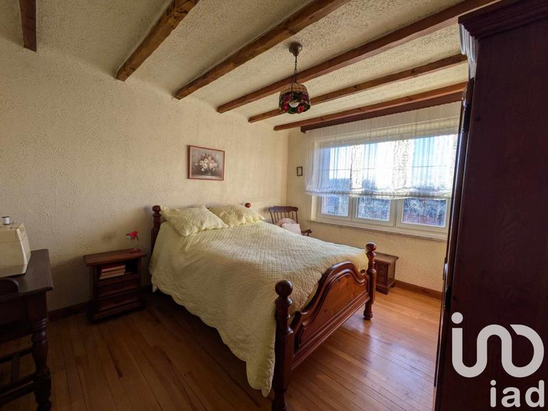 Maison - 97 m² - 5 pièces