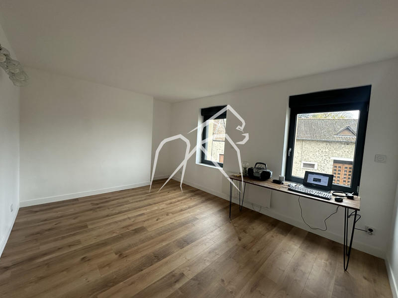 Maison - 85 m² - 6 pièces