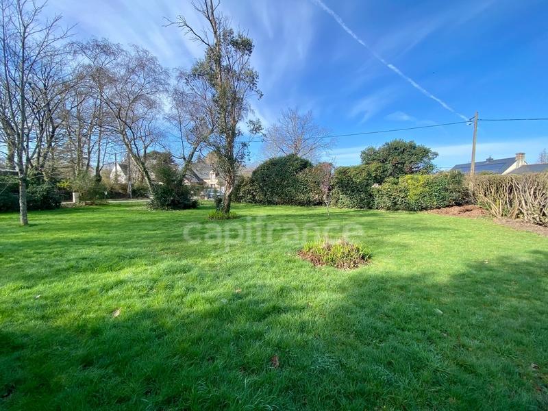 Terrain constructible - 800 m²