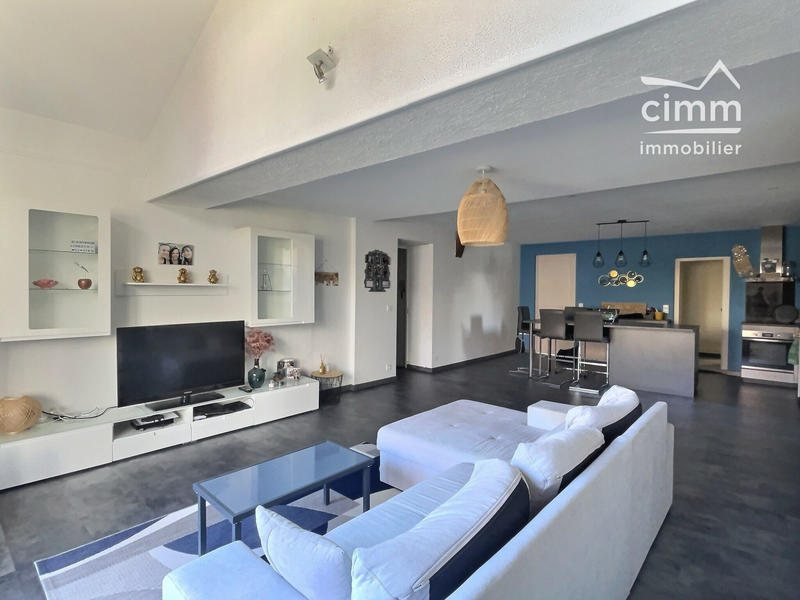 Appartement - 84 m² - 3 pièces