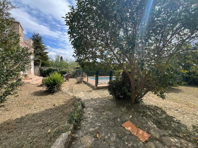 Villa - 214 m² - 7 pièces