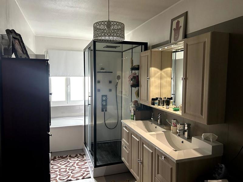 Maison - 105 m² - 4 pièces