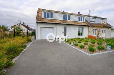 Maison - 98 m² - 5 pièces