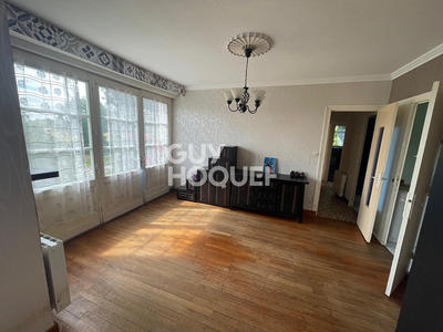 Maison - 92 m² - 6 pièces