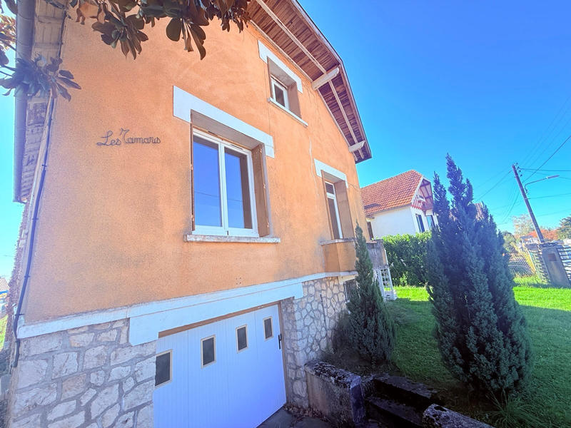 Maison - 90 m² - 4 pièces