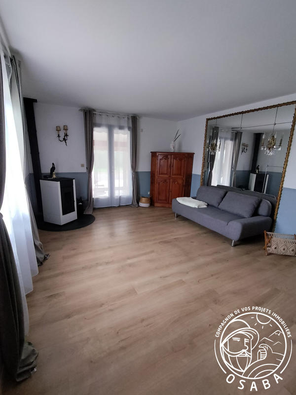 Maison - 115 m² - 4 pièces