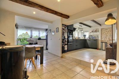 Maison de village - 80 m² - 4 pièces