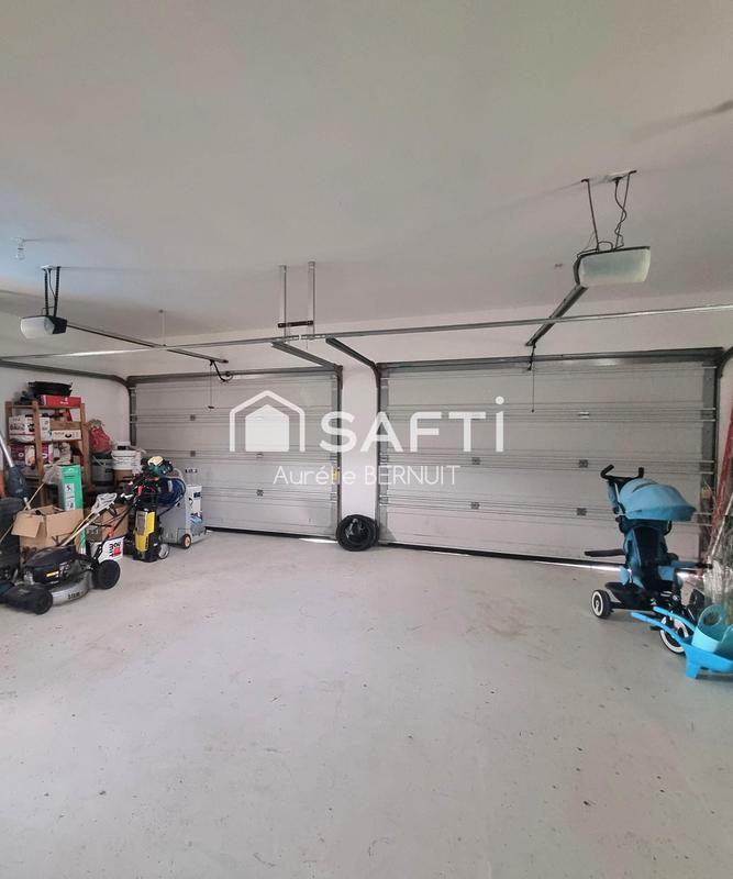 Maison - 194 m² - 8 pièces